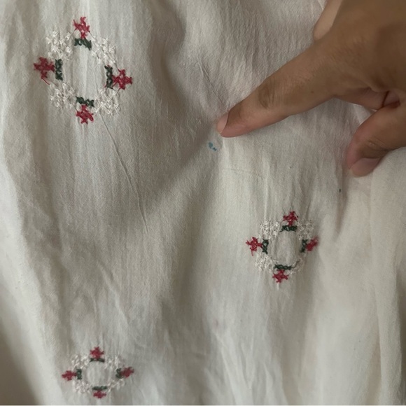 THE GREAT. Ivory Blouse with Scarlet Accents - Picture 7 of 12